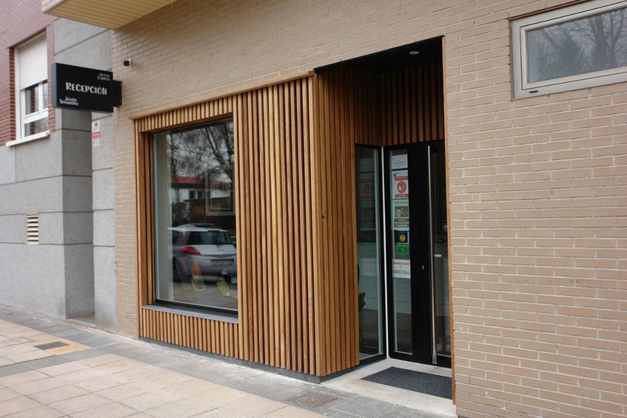 Hostal Campus Burgos Exterior photo