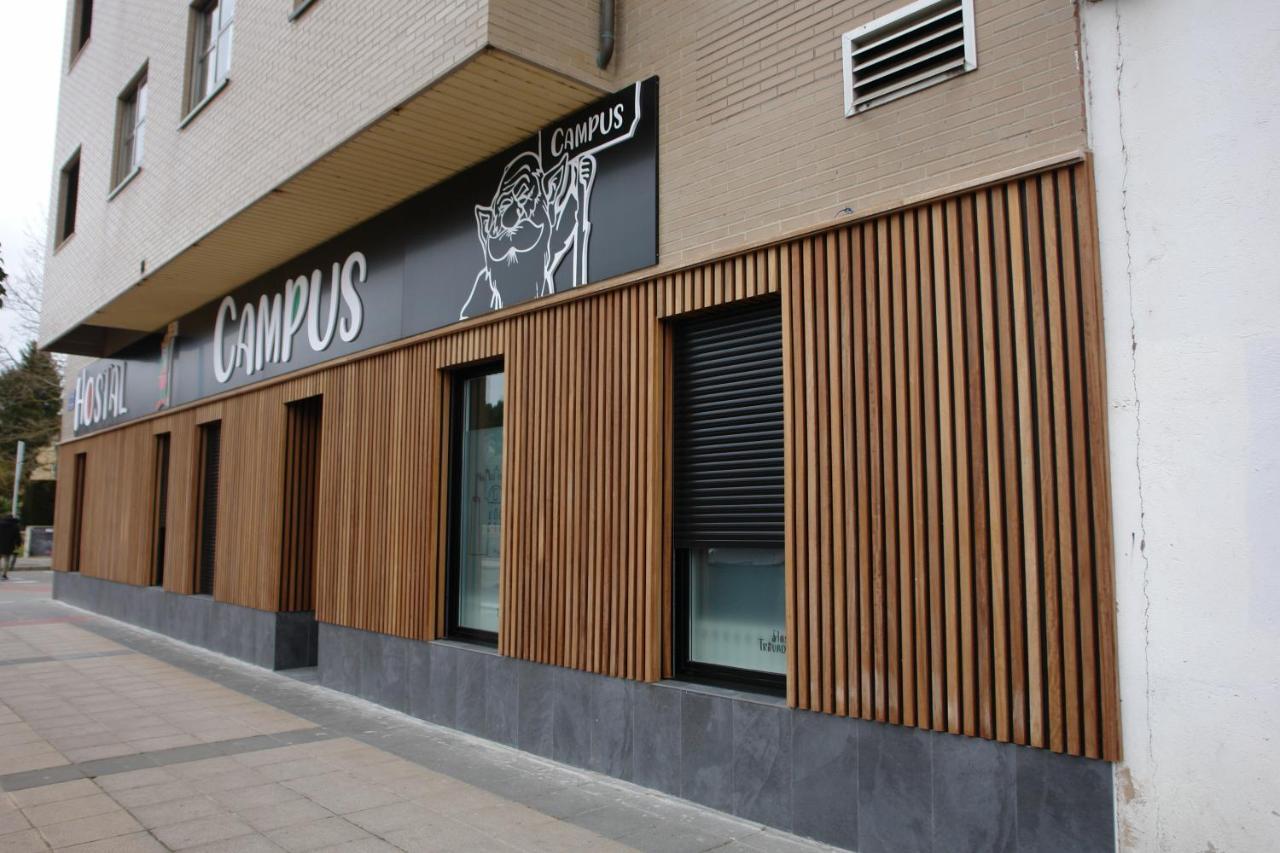 Hostal Campus Burgos Exterior photo